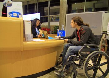 Un joven del Hospital La Moraleja de Madrid. KIKE PARA