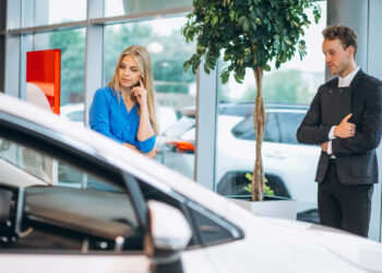 Venta de autos continúa con crecimiento moderado