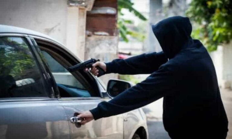 ¿Cómo prevenir el robo de auto?