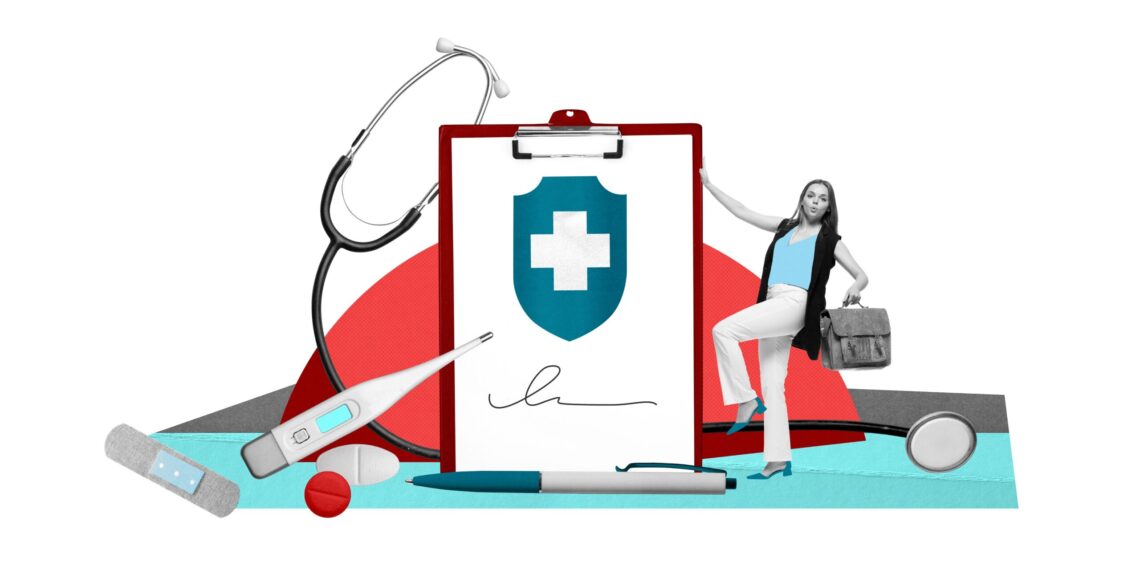 Ilustración de seguros de salud con portapapeles, estetoscopio, termómetro y medicamentos, que refleja el impacto del mayor uso de planes médicos y el incremento en costos para las aseguradoras.