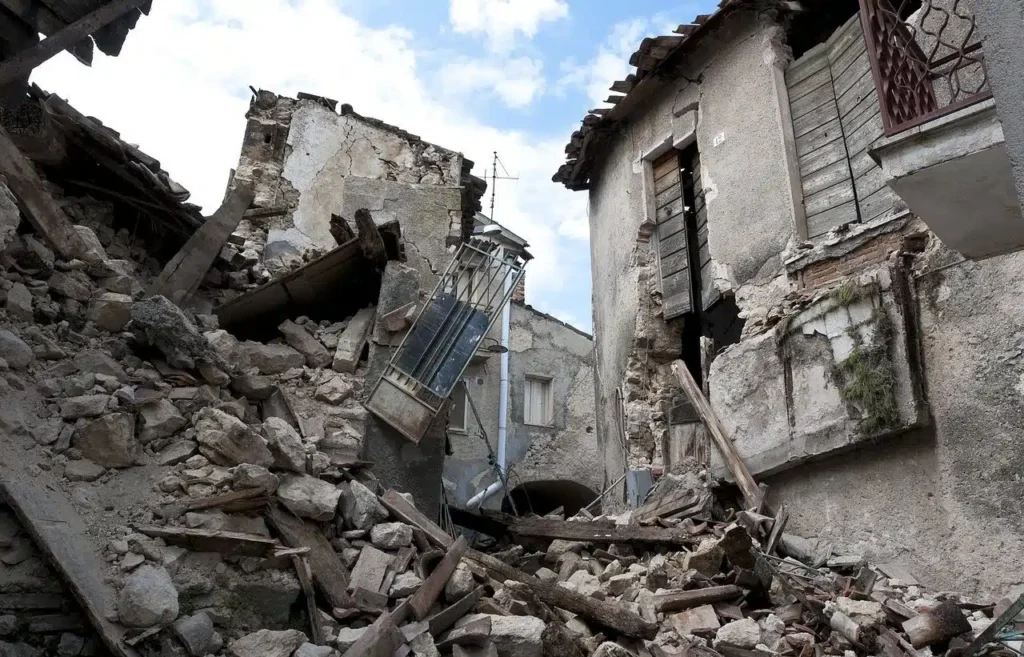 Casa en México protegida con seguro contra sismos y erupciones volcánicas en zona de riesgo