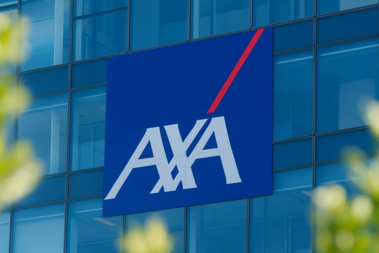 AXA estudia oportunidades en Catalunya tras cambios en el mercado asegurador