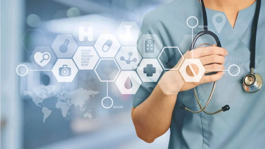 Propuesta en Nuevo León busca frenar incrementos injustificados en seguros de gastos médicos.