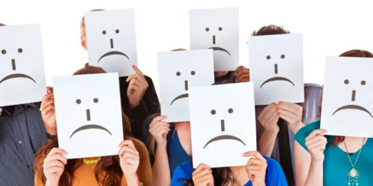 El regulador de Oregon gestiona quejas de seguros y recupera millones de dólares para consumidores mediante mediación estatal.