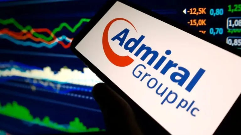 Admiral Group vende Elephant Insurance a J.C. Flowers en operación estratégica en Estados Unidos
