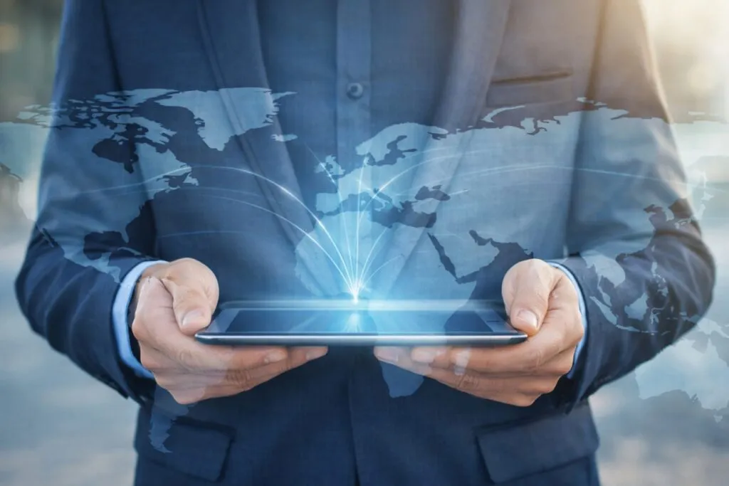 aseguradoras mantienen confianza pese a riesgos macroeconómicos en España con resiliencia financiera sólida