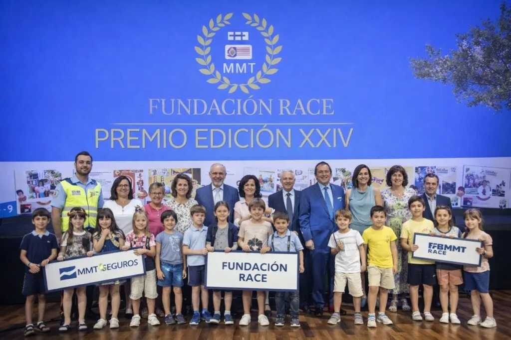 Programas de educación vial en España impulsados por MMT Seguros y Fundación RACE para fomentar seguridad y prevención