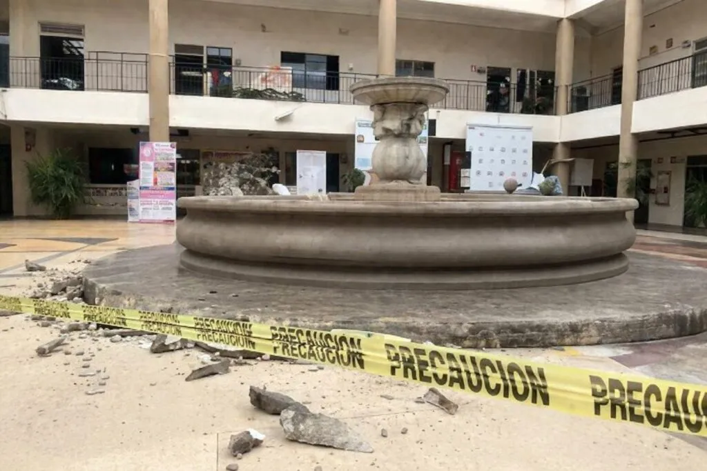 Aseguradora Celaya cubre daños en fuente pública tras incidente municipal en Guanajuato