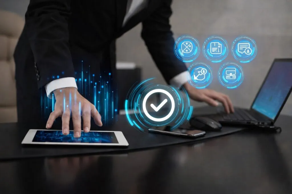 ciberseguridad en seguros crece en España ante ciberataques y protección de datos empresariales