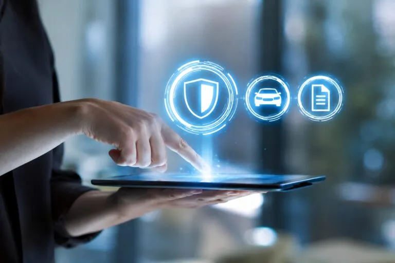 Plataforma de seguros digitales BMI Next con trámites médicos y reembolsos digitales en Ecuador