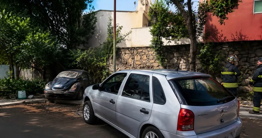 Blindaje de datos vehiculares y seguros para evitar fraudes de montachoques en México