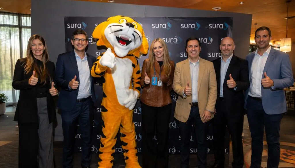 Seguros SURA fortalece alianzas con corredores y ejecutivos del sector asegurador en Uruguay