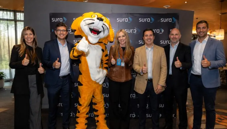 Seguros SURA fortalece alianzas con corredores y ejecutivos del sector asegurador en Uruguay