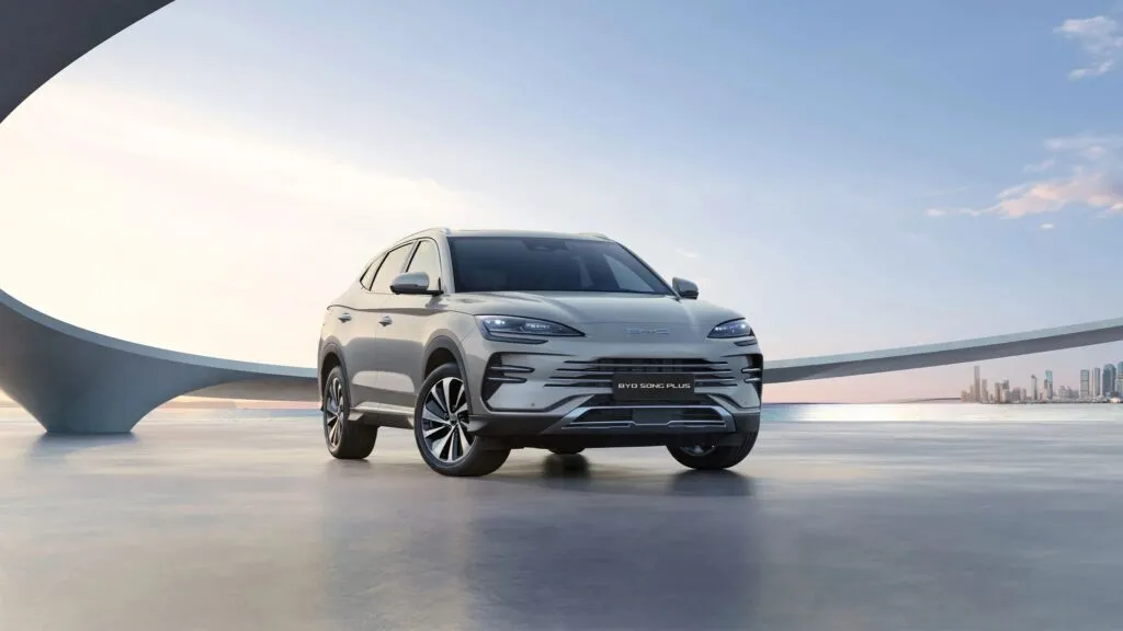 BYD y Banorte impulsan financiamiento y seguros para vehículos eléctricos y modelos Denza en México