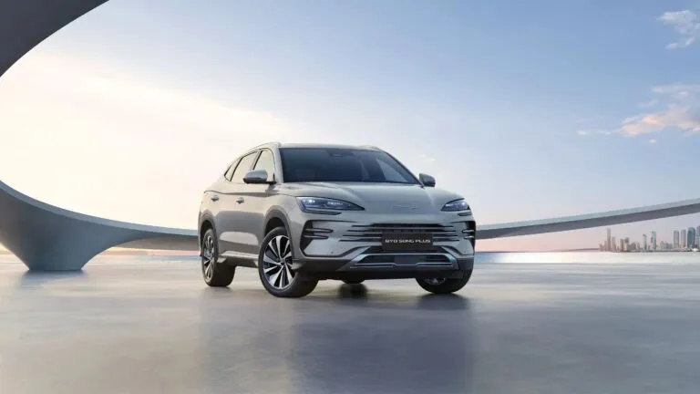 BYD y Banorte impulsan financiamiento y seguros para vehículos eléctricos y modelos Denza en México