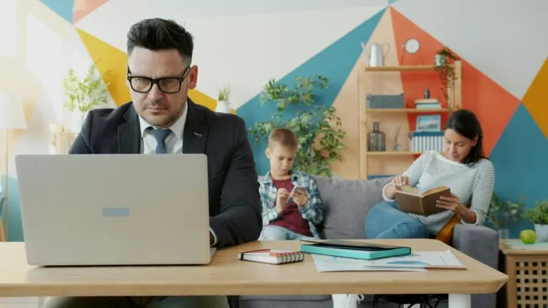 Seguro de vida digital en México con contratación móvil y protección financiera familiar