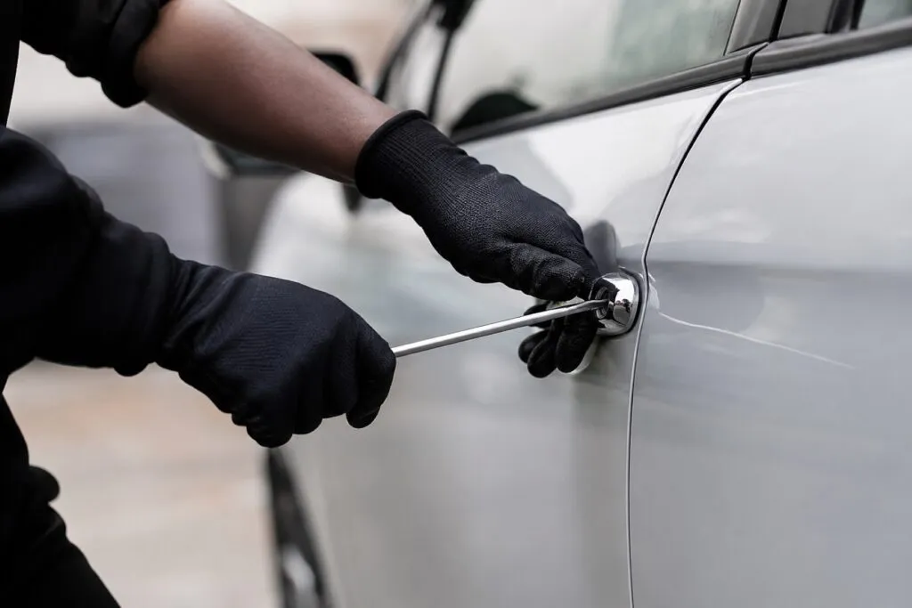 Seguro de auto para vehículos con mayor riesgo de robo en México y cálculo de primas.