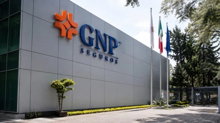 GNP Seguros forma parte de Grupo Bal y alcanzó ingresos por 128 mil 435 millones de pesos durante 2025.