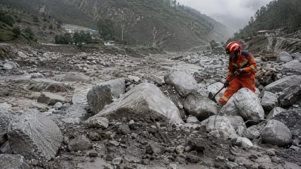 Inundaciones en Nepal causan daños en infraestructura y pérdidas aseguradas superiores a 132 millones de dólares.