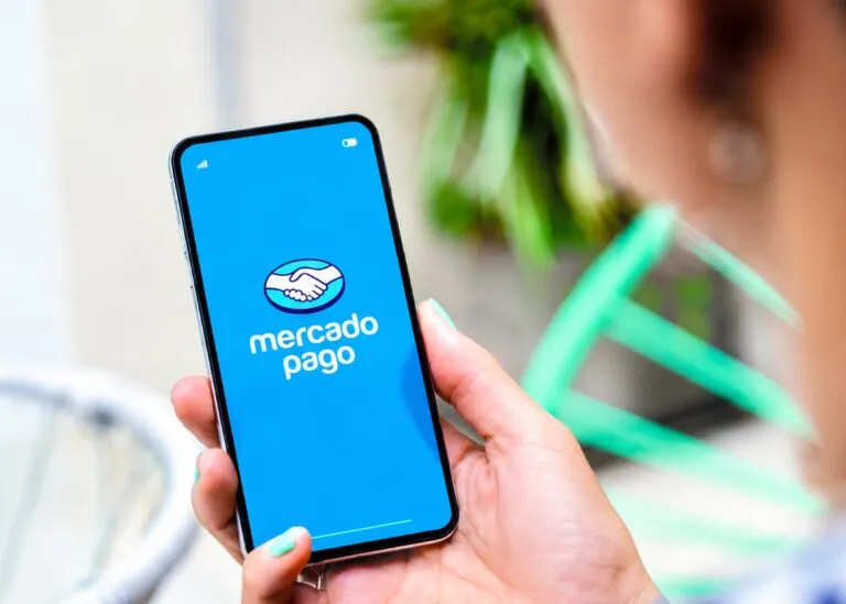 Seguros para pequeñas empresas en México con protección ante robos, incendios y daños materiales mediante Mercado Pago y Chubb.