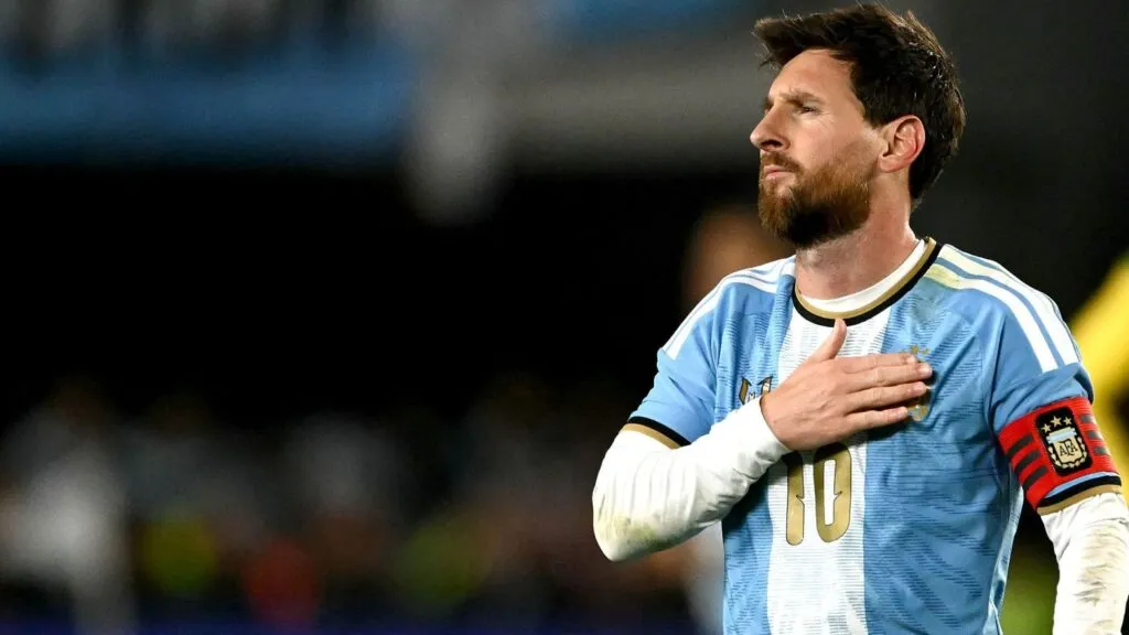 Sancor Seguros recibe críticas por su publicidad con drones durante la despedida de Lionel Messi y ofrece disculpas a los aficionados