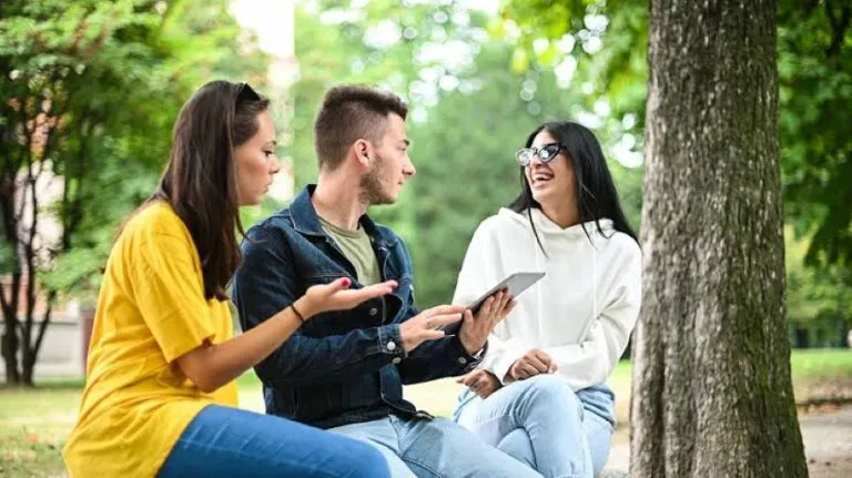 Seguros de vida ante el aumento de la longevidad y las nuevas necesidades de protección financiera de jóvenes y adultos.